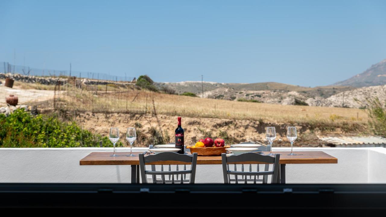 Milos Bay View Zefiria Bagian luar foto